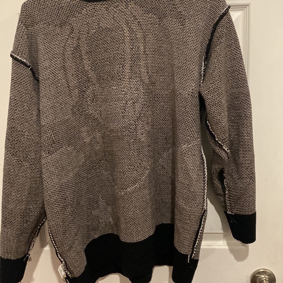 ZSM Studios cartoon sweater - Picture 6 of 11